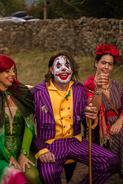 Fiesta de boda de disfraces en Sitges